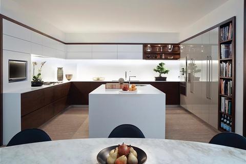 4 bedroom detached house to rent, Ennismore Street, Knightsbridge, London SW7
