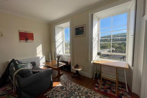 Studio to rent, Grosvenor Place, BATH