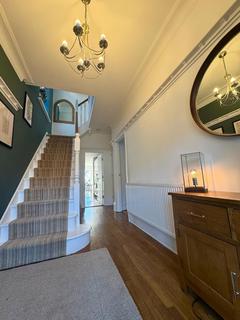 5 bedroom detached house for sale, Cherry Grove, Sketty, Swansea, City And County of Swansea.