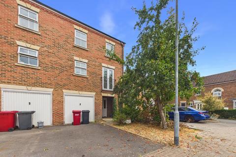 Dalton Green, Langley, Berkshire, SL3