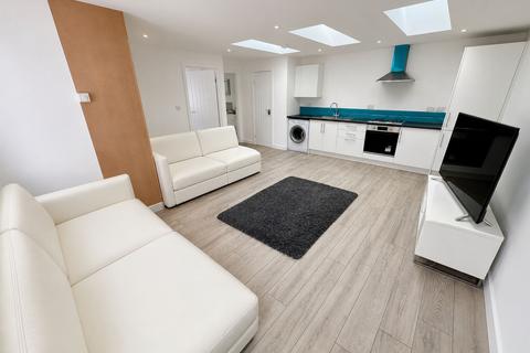 1 bedroom detached bungalow for sale, Arthur Street, Luton, LU1