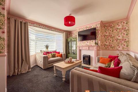 3 bedroom semi-detached house for sale, Shakespeare Street, Newark NG24