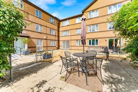 1 bedroom retirement property for sale, Beehive Lane, Ilford