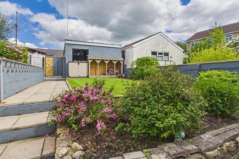 3 bedroom terraced house for sale, Crown Road, Kenfig Hill CF33