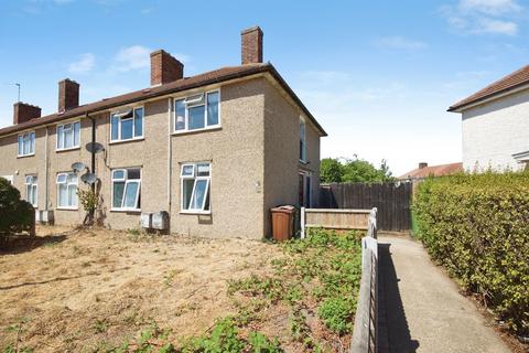 1 bedroom maisonette for sale, Haskard Road, Dagenham