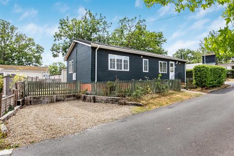 2 bedroom park home for sale, Garston Park, Tilehurst, Reading