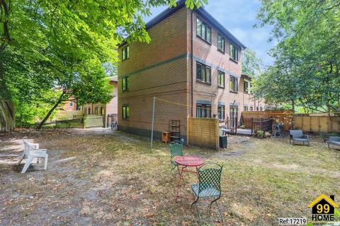 2 bedroom apartment for sale, Beech Hurst Close, Whalley Range, Manchester, M16