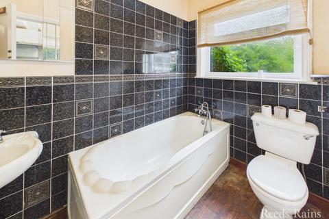 undefined, Linden Road, North Yorkshire YO12