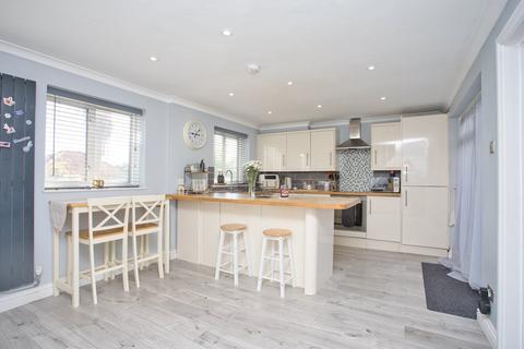 3 bedroom semi-detached house for sale, Manor Road, Deal, Kent, CT14