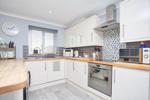 3 bedroom semi-detached house for sale, Manor Road, Deal, Kent, CT14