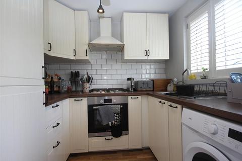 2 bedroom terraced house for sale, Saffron Way, Whiteley, Fareham