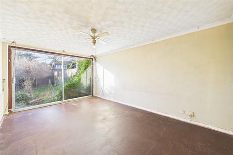 3 bedroom terraced house for sale, Bracklesham Close, Farnborough, Hampshire, GU14