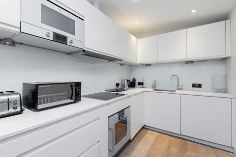 4 bedroom terraced house to rent, Park Street, London W1K