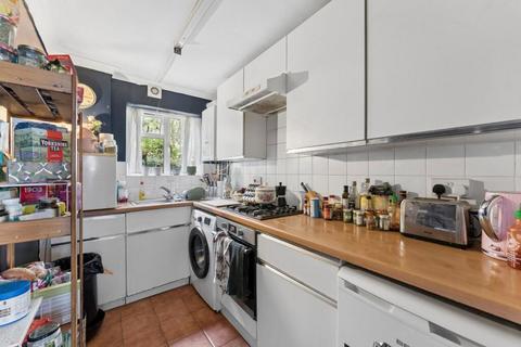 2 bedroom flat for sale, Upper Tulse Hill, London, London, SW2 2SH