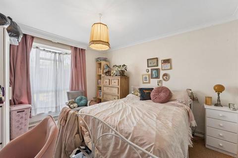 2 bedroom flat for sale, Upper Tulse Hill, London, London, SW2 2SH