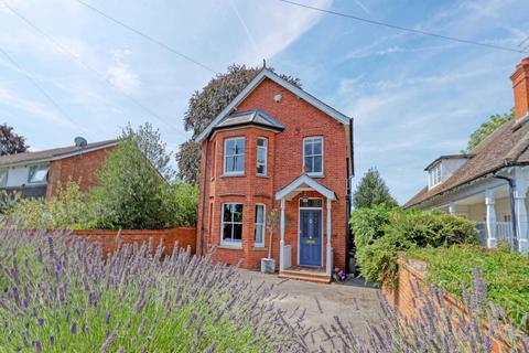 3 bedroom detached house for sale, Ray Park Avenue, Maidenhead, SL6