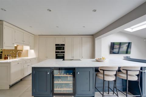 5 bedroom detached house for sale, Holmsley Lane, Leeds LS26