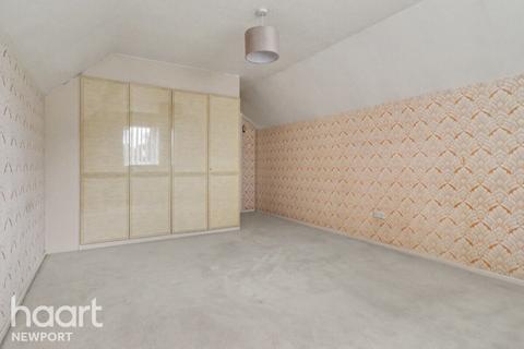 4 bedroom detached bungalow for sale, Telford Close, Newport