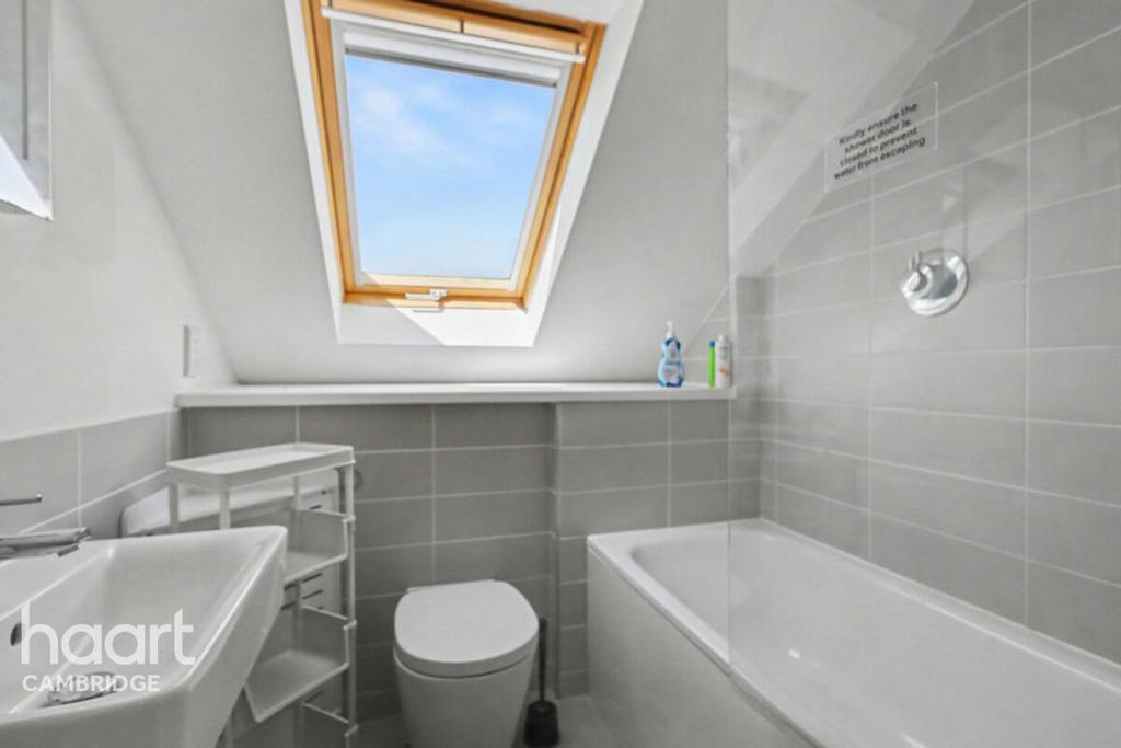 Apartment in Cambridge, Trumpington - More