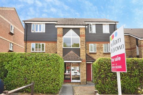1 bedroom ground floor flat for sale, Pearce Manor, Chelmsford