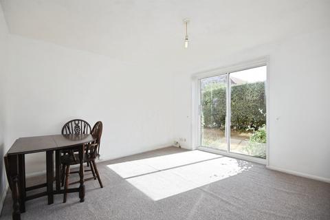 1 bedroom ground floor flat for sale, Pearce Manor, Chelmsford