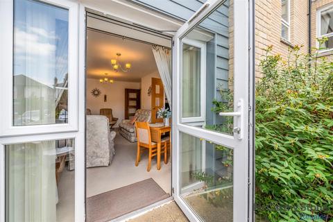 1 bedroom flat for sale, Bailey Court, New Writtle Street, Chelmsford