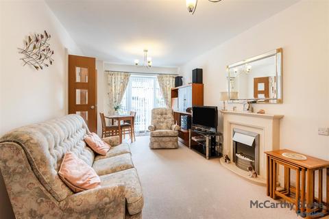 1 bedroom flat for sale, Bailey Court, New Writtle Street, Chelmsford