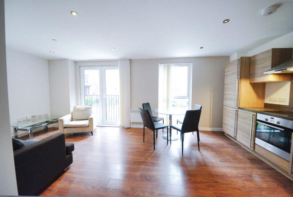 Apartment in Manchester, City Centre - View 2