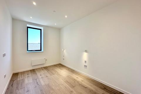 2 bedroom flat to rent, Midsummer Boulevard, Tempus House, MK9