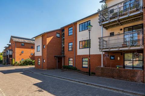2 bedroom flat for sale, Silchester Place, Winchester, SO23