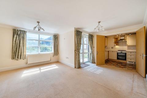 2 bedroom flat for sale, Silchester Place, Winchester, SO23