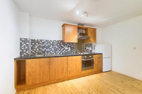 2 bedroom flat to rent, Hartley Court, Stoke-on-Trent,