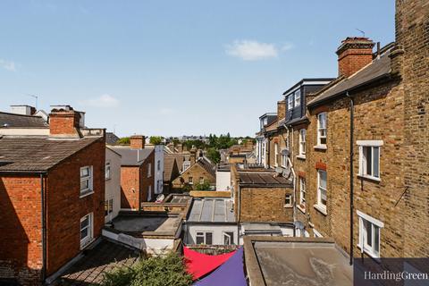 1 bedroom flat for sale, Dynham Road, West Hampstead, London NW6