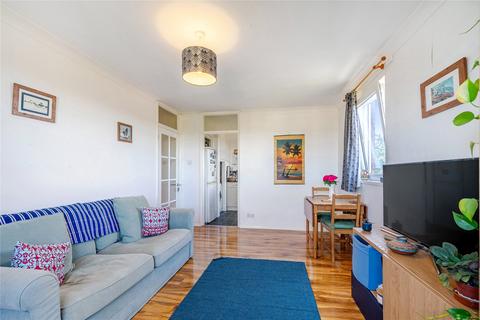 1 bedroom flat for sale, Porchester Mead, Beckenham