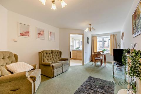 1 bedroom apartment for sale, William Court, Overnhill Road, Downend, Bristol