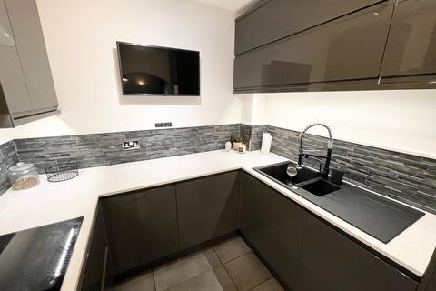 2 bedroom apartment to rent, Serif Close, Nottingham, NG5