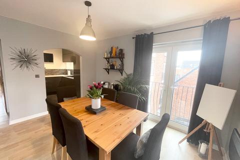 2 bedroom apartment to rent, Serif Close, Nottingham, NG5