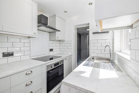 2 bedroom terraced house for sale, Stanmore Road, Watford