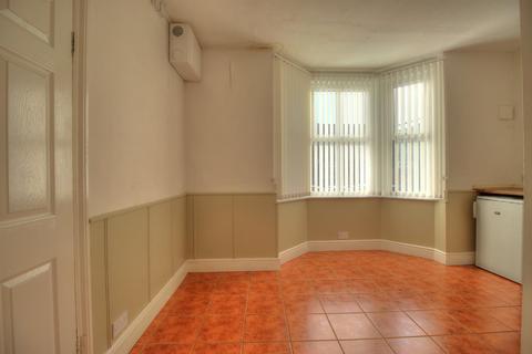 1 bedroom in a house share to rent, 99 Port Street, Flat 1, Evesham