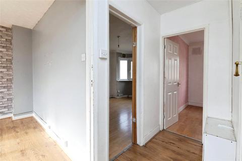 2 bedroom maisonette for sale, Fullwell Avenue, Ilford, IG6