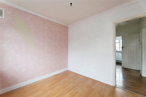2 bedroom maisonette for sale, Fullwell Avenue, Ilford, IG6