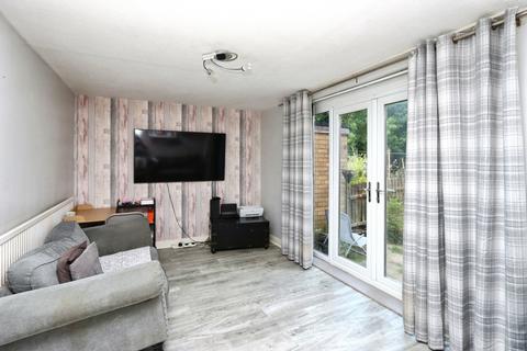 2 bedroom terraced house for sale, Garland Croft, SHEFFIELD, South Yorkshire, S20
