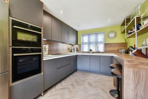 4 bedroom detached house for sale, Llys Rhaeadr, Swansea SA9