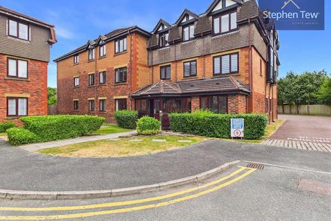2 bedroom flat for sale, Windsor Court, Poulton-Le-Fylde FY6