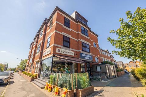 St Laurence Way, Slough SL1