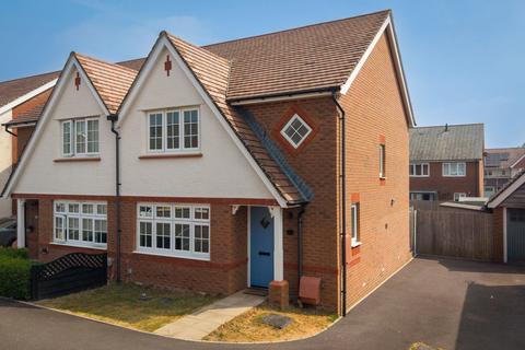 3 bedroom semi-detached house for sale, Ivy Close, Treharris CF46