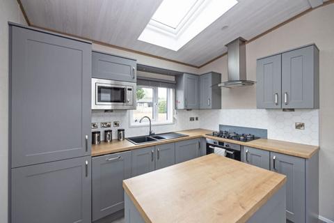 2 bedroom static caravan for sale, Conwy North Wales