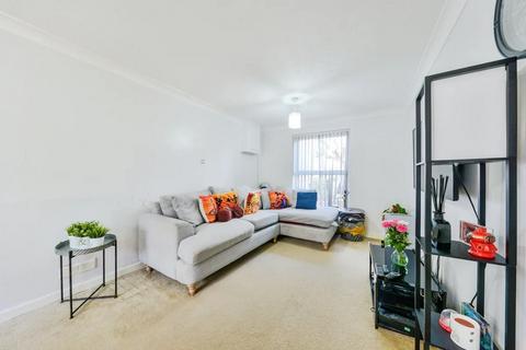 2 bedroom end of terrace house for sale, Fallowfield, Stevenage