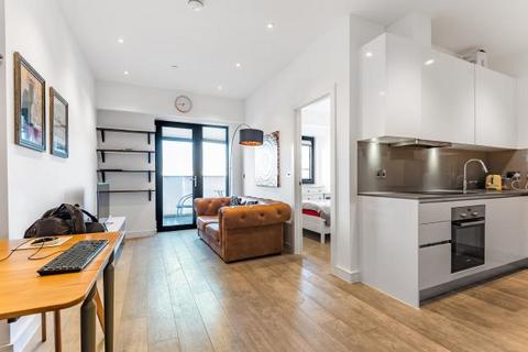 1 bedroom flat to rent, Bath Road, Slough, SL1