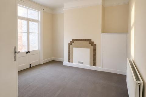 5 bedroom terraced house to rent, Divinity Road, Oxford, Oxfordshire, OX4